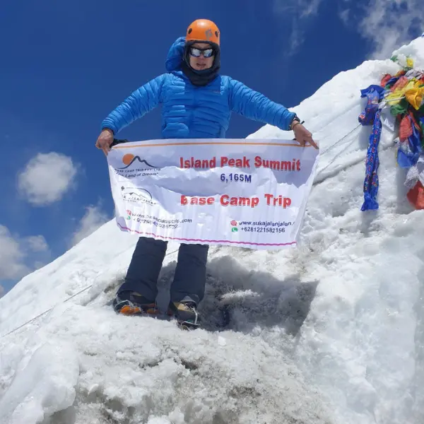 Island Peak Summit